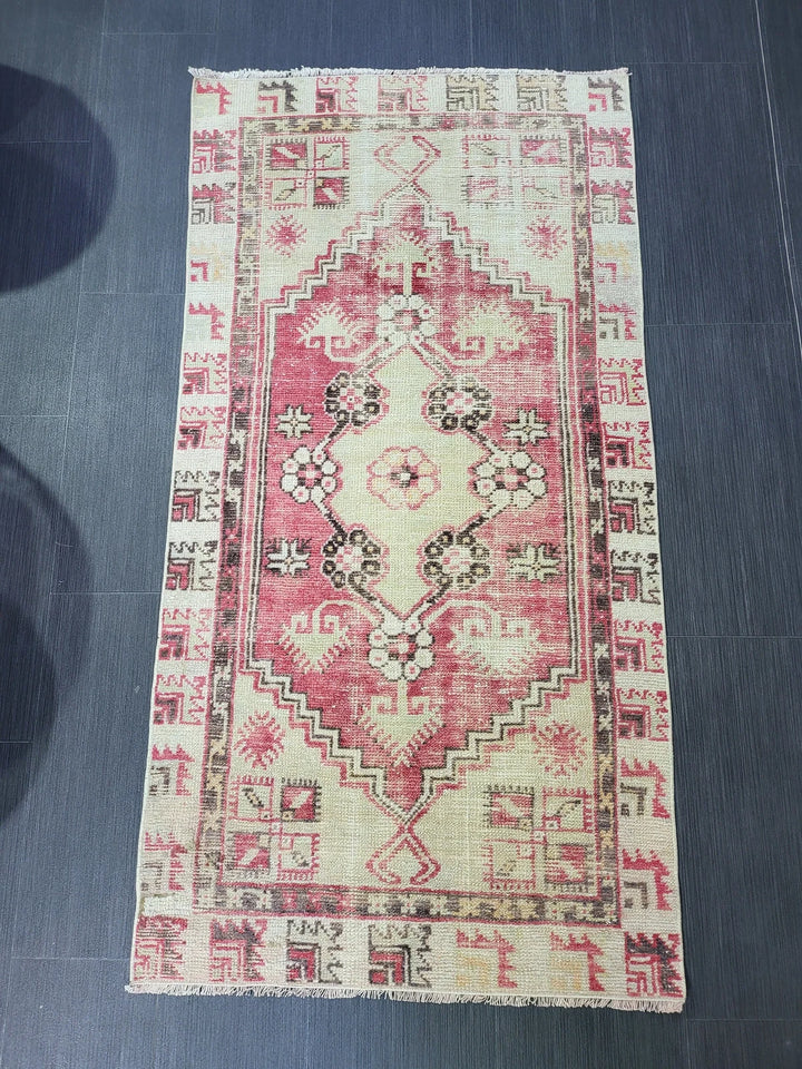 Beige Turkish Runner Rug 2' 5" x 4' 10" Hand-Knotted | No. WR34158