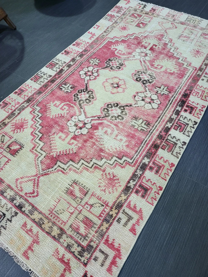 Beige Turkish Runner Rug 2' 5" x 4' 10" Hand-Knotted | No. WR34158