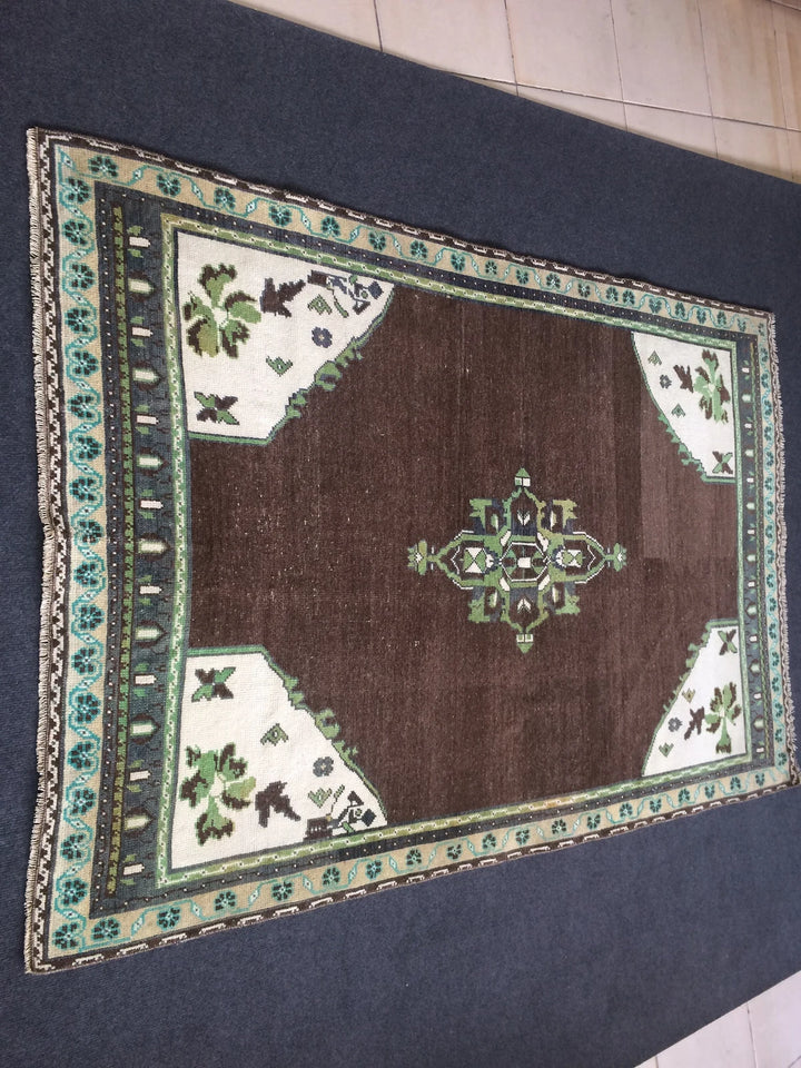 Turkish Runner Rug 4' x 6' Hand-Knotted | No. WR34225