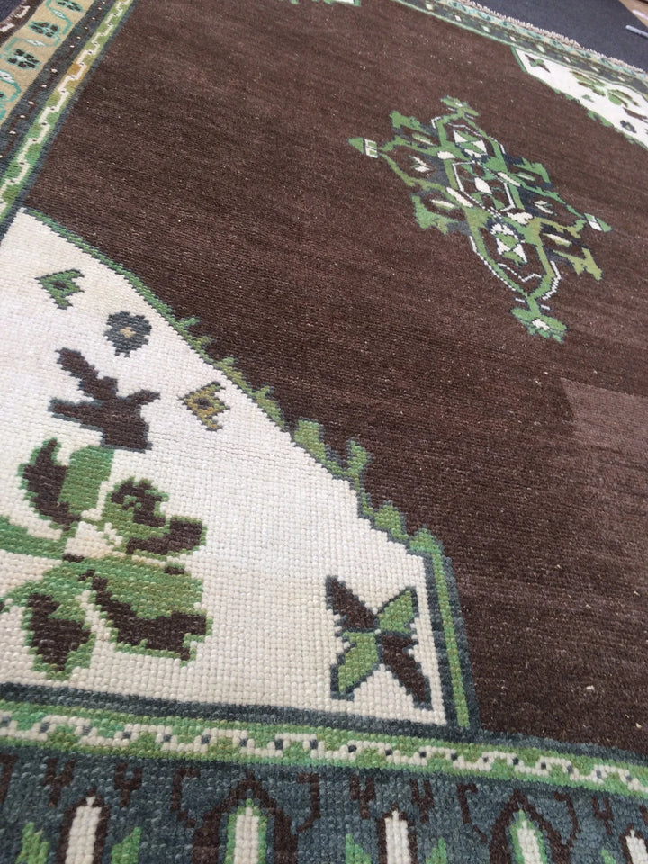 Turkish Runner Rug 4' x 6' Hand-Knotted | No. WR34225