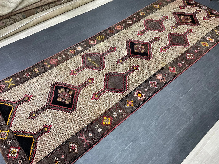 Beige Turkish Runner Rug 5' x 13' 8" Hand-Knotted | No. WR35904