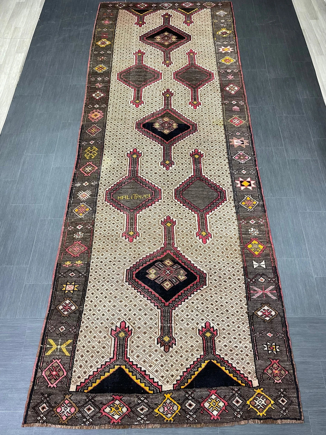 Beige Turkish Runner Rug 5' x 13' 8" Hand-Knotted | No. WR35904