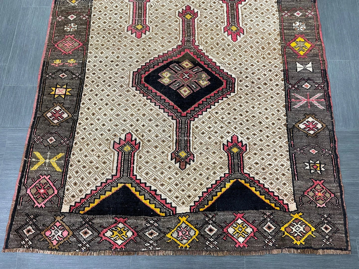 Beige Turkish Runner Rug 5' x 13' 8" Hand-Knotted | No. WR35904