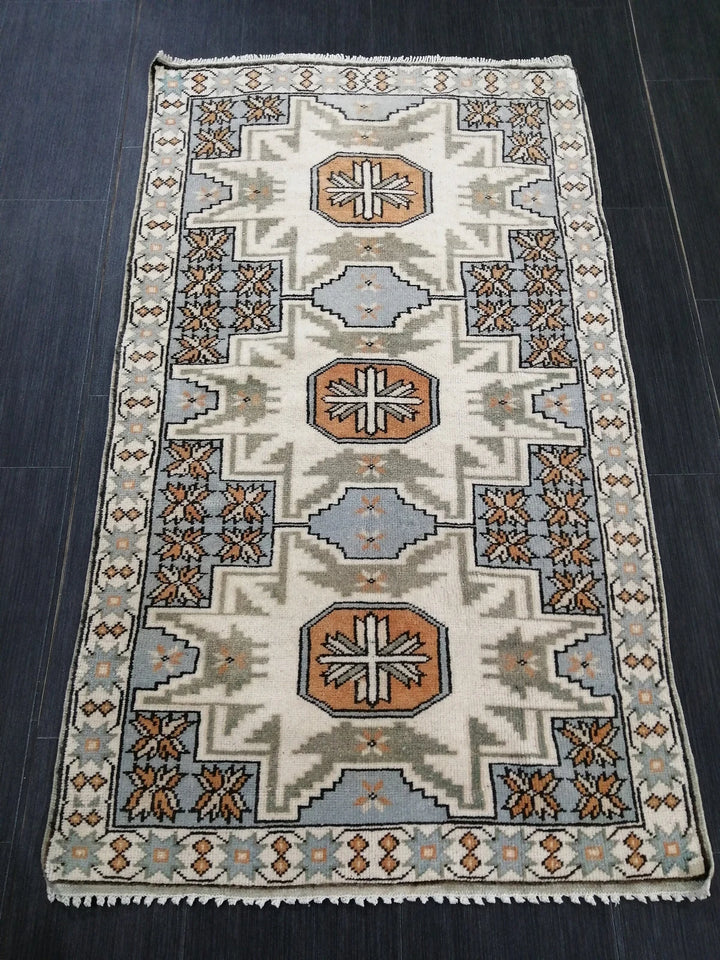 Turkish Runner Rug 2' 7" x 4' 6" Hand-Knotted | No. WR36106