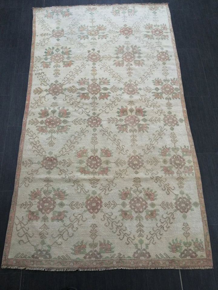 Beige Turkish Runner Rug 4' 3" x 7' 7" Hand-Knotted | No. WR37605
