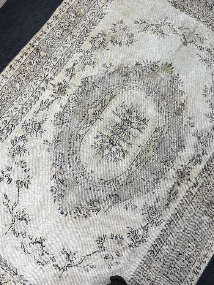 Blue Turkish Vintage Rug 6' 9" x 10' Hand-Knotted | No. WR37681