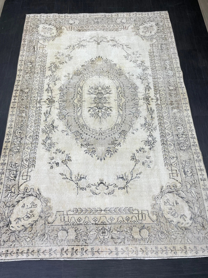 Blue Turkish Vintage Rug 6' 9" x 10' Hand-Knotted | No. WR37681