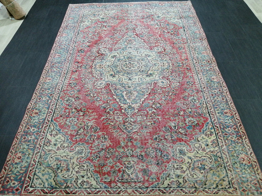 Beige Turkish Runner Rug 5' 5" x 8' 2" Hand-Knotted | No. WR38018