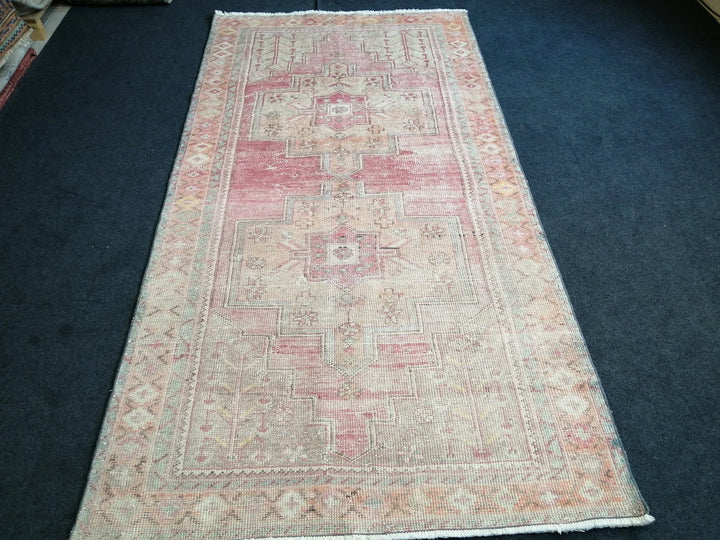 Beige Turkish Runner Rug 4' 4" x 8' 5" Hand-Knotted | No. WR38065