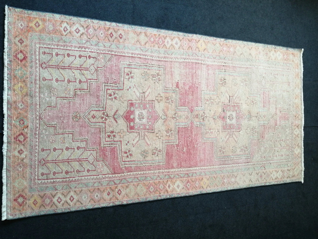 Beige Turkish Runner Rug 4' 4" x 8' 5" Hand-Knotted | No. WR38065