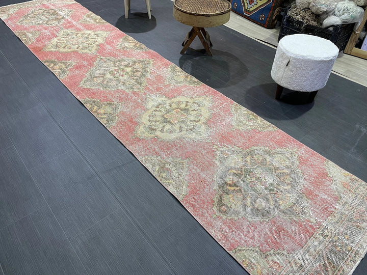 Turkish Runner Rug 2' 8" x 12' 7" Hand-Knotted | No. WR38424