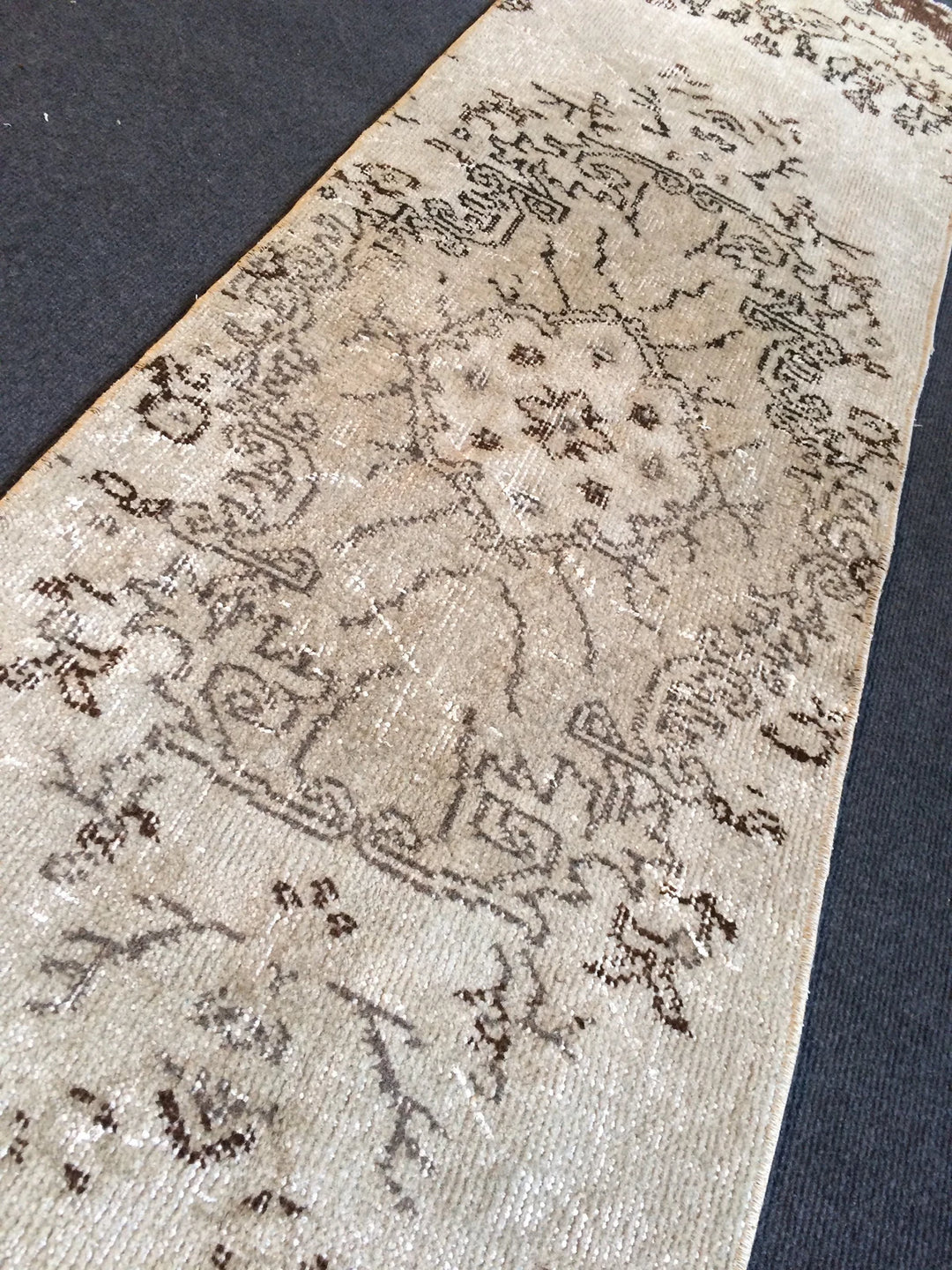 Turkish Oushak Rug 2'7" x 8'10" Hand-Knotted | No. WR39367