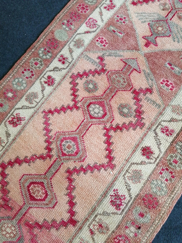Beige Turkish Runner Rug 3' x 11' Hand-Knotted | No. WR39508