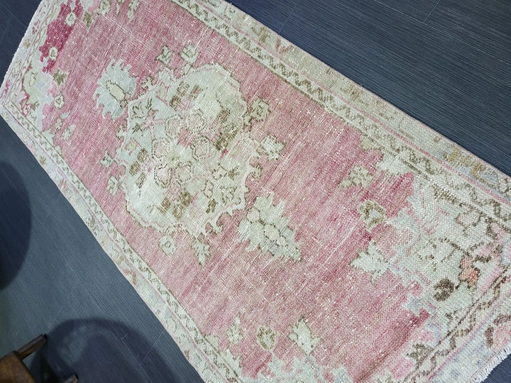 Beige Turkish Runner Rug 2' 1" x 4' 8" Hand-Knotted | No. WR40257