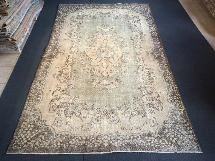 Green Turkish Runner Rug 6' 6" x 10' 10" Hand-Knotted | No. WR41776