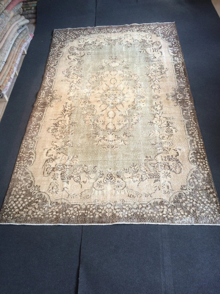 Green Turkish Runner Rug 6' 6" x 10' 10" Hand-Knotted | No. WR41776