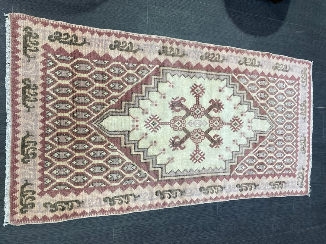 Rust Turkey Runner Rug 2' 6" x 4' 11" Hand-Knotted | No. WR42008