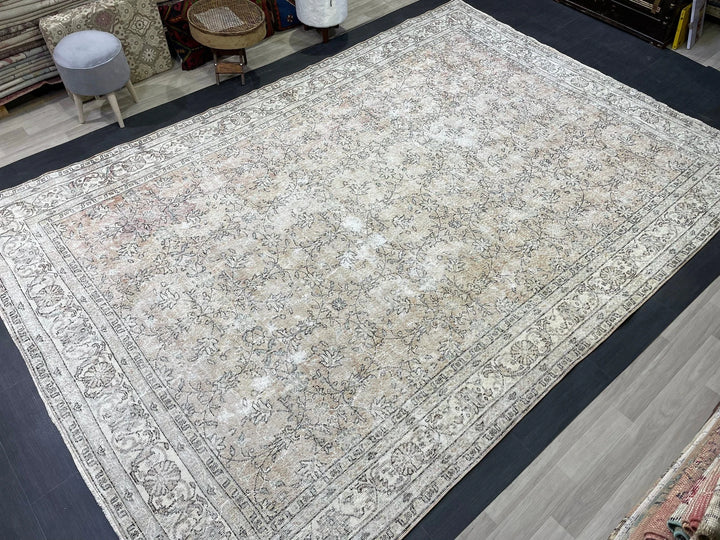 Beige Turkish Vintage Rug 8' 5" x 12' 1" Hand-Knotted | No. WR42134