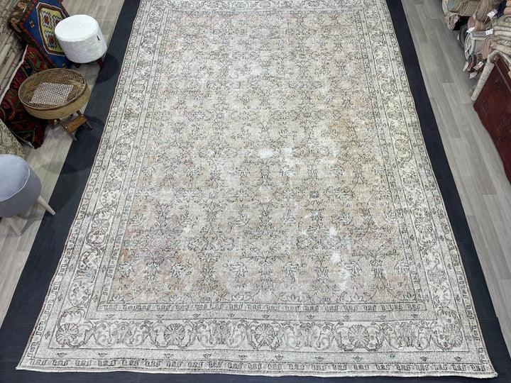 Beige Turkish Vintage Rug 8' 5" x 12' 1" Hand-Knotted | No. WR42134