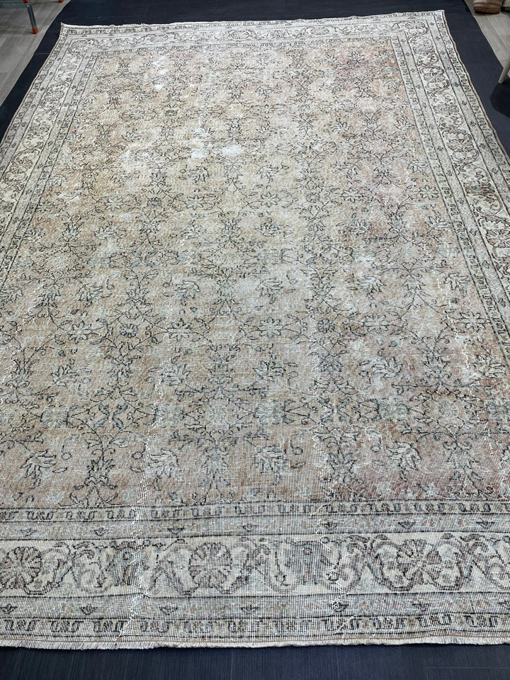 Beige Turkish Vintage Rug 8' 5" x 12' 1" Hand-Knotted | No. WR42134