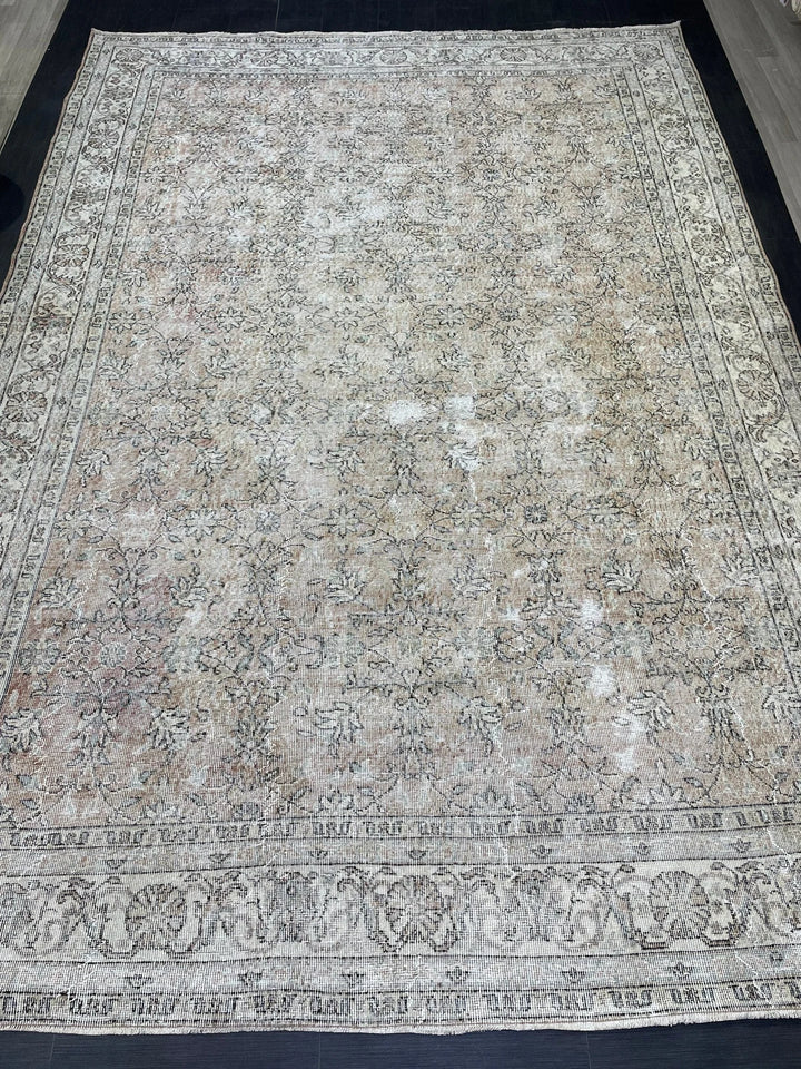 Beige Turkish Vintage Rug 8' 5" x 12' 1" Hand-Knotted | No. WR42134