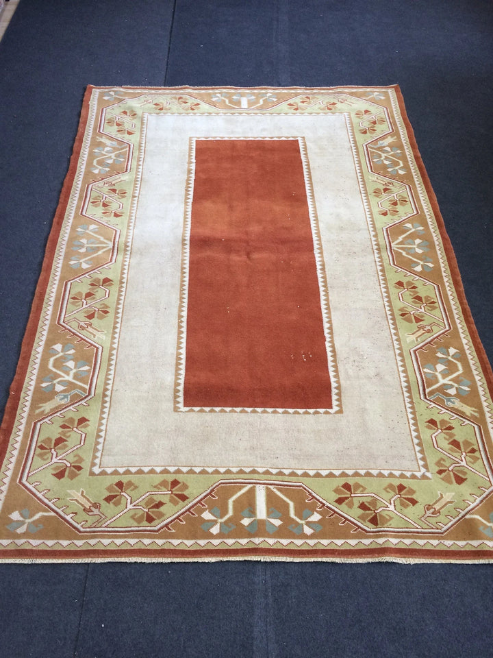 Beige Turkish Runner Rug 5' x 7' 8" Hand-Knotted | No. WR42492