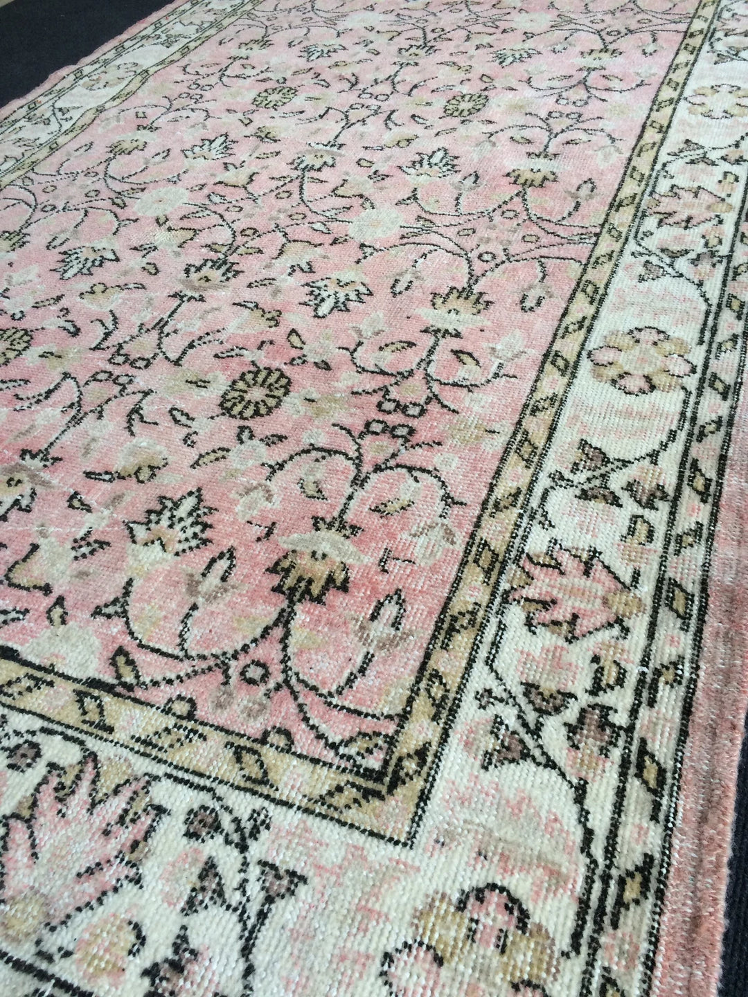Pink Runner Rug 4' x 7' - No. WR42925