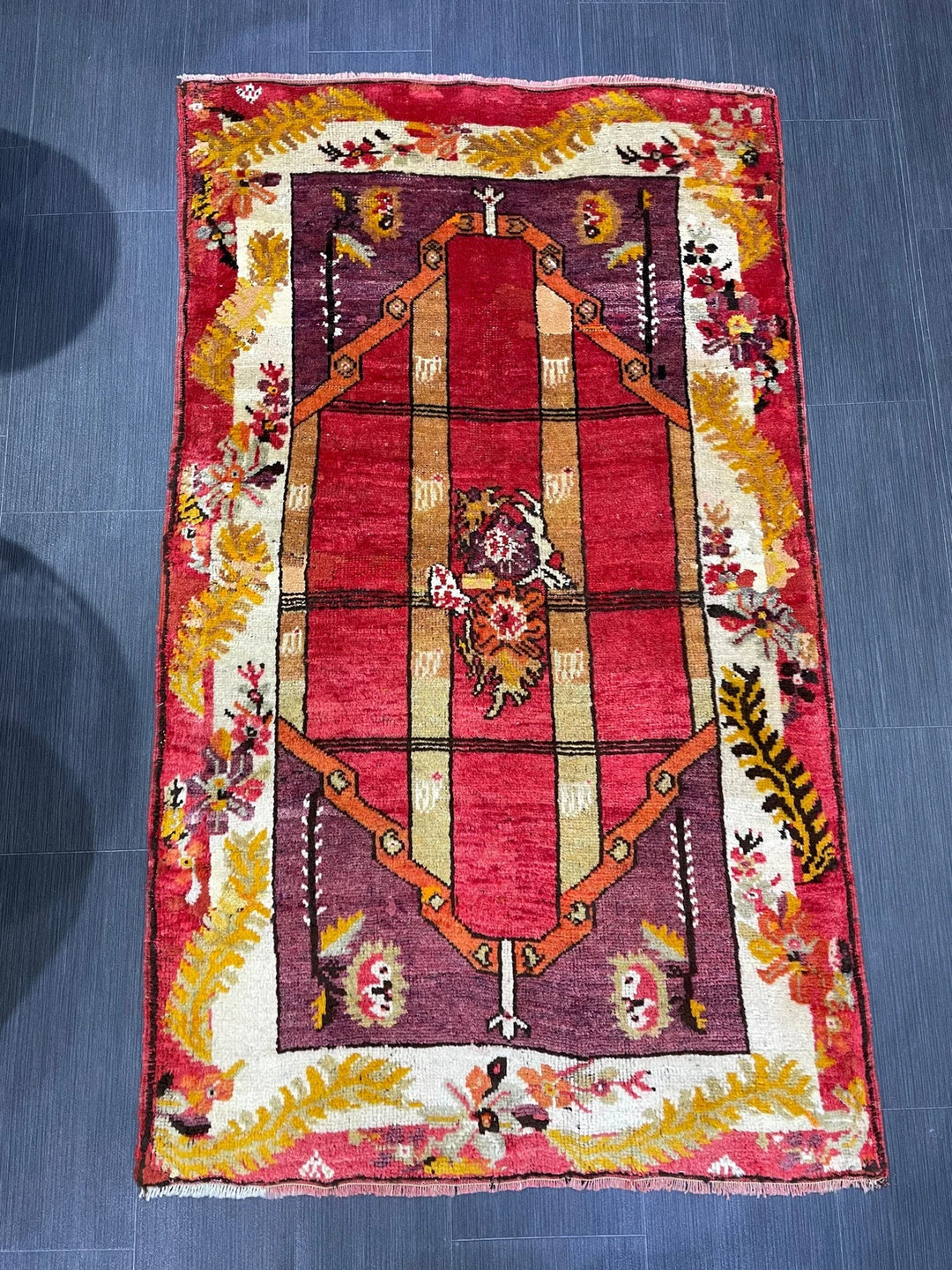 Beige Turkish Runner Rug 3' 2" x 5' 5" Hand-Knotted | No. WR44374