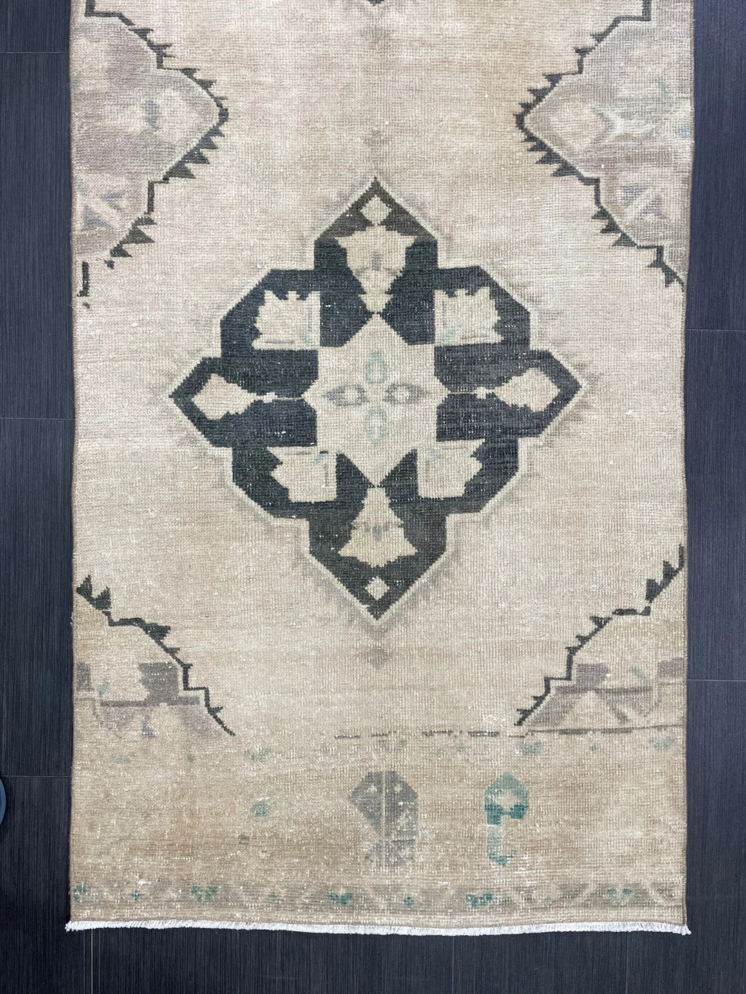 Turkish Runner Rug 2' 9" x 9' 6" Hand-Knotted | No. WR45691