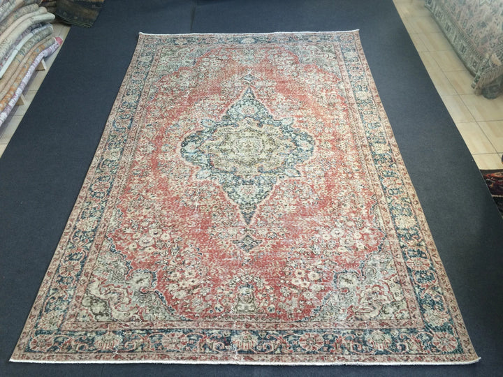 Beige Turkish Runner Rug 6' 8" x 10' Hand-Knotted | No. WR46862