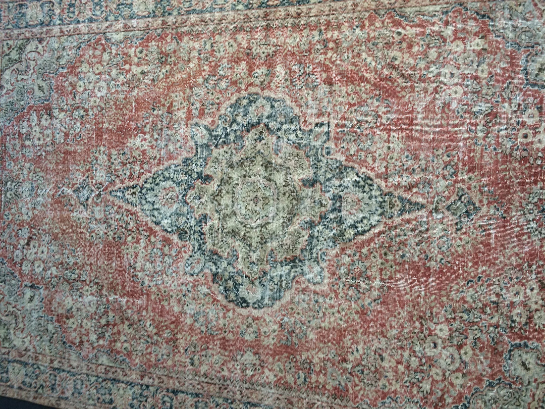 Beige Turkish Runner Rug 6' 8" x 10' Hand-Knotted | No. WR46862