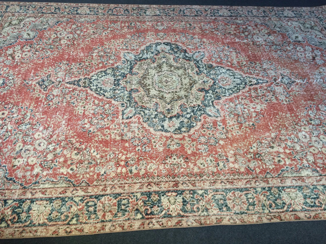 Beige Turkish Runner Rug 6' 8" x 10' Hand-Knotted | No. WR46862