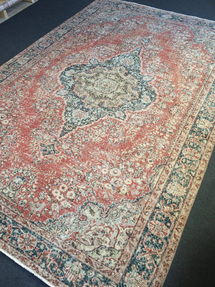 Beige Turkish Runner Rug 6' 8" x 10' Hand-Knotted | No. WR46862