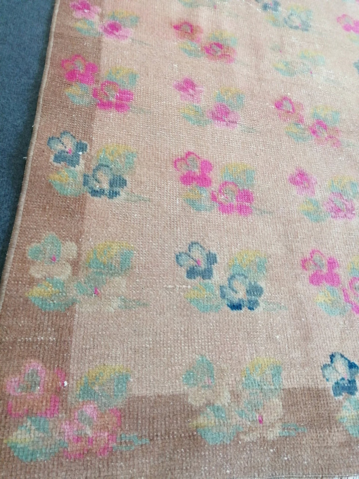 Pink Turkish Runner Rug 4' 10" x 8' Hand-Knotted | No. WR47099