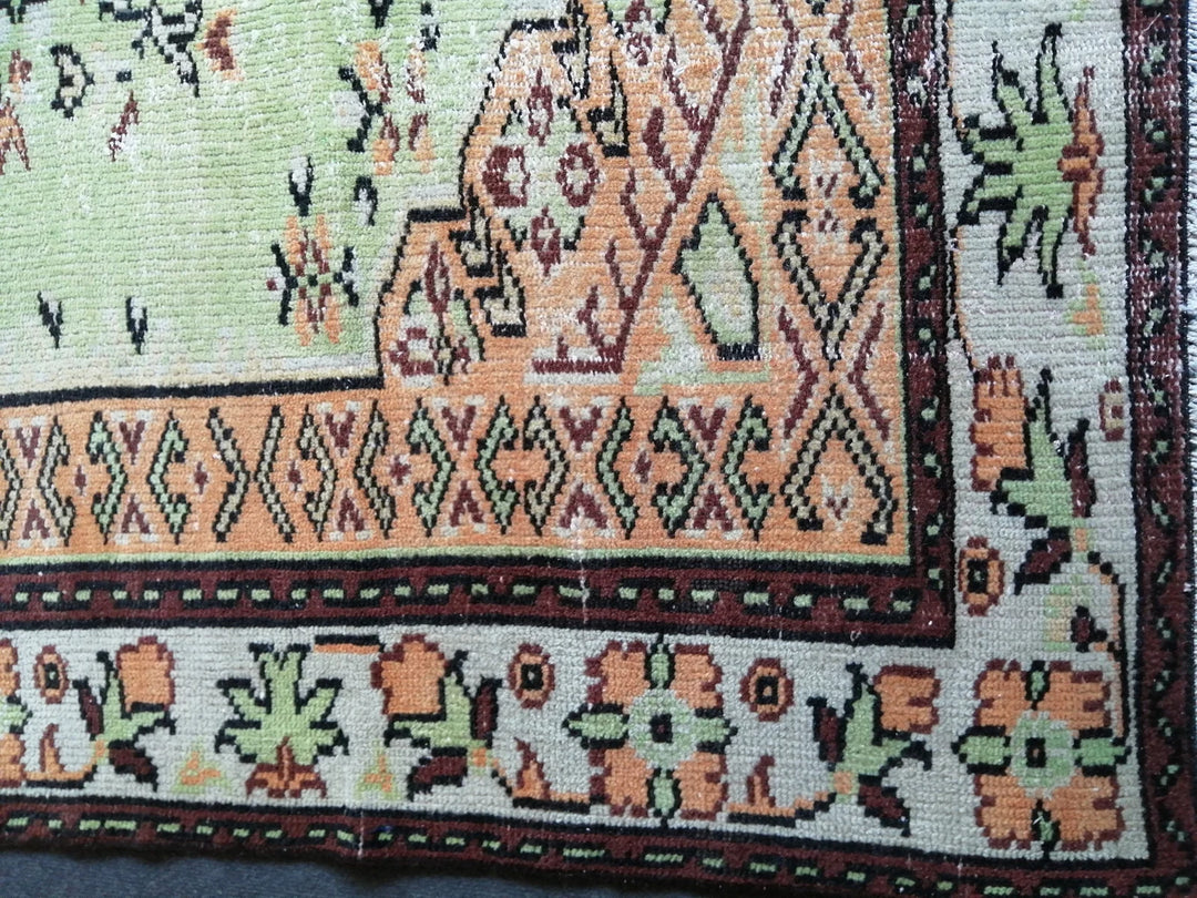 Beige Turkish Runner Rug 6' x 9' 4" Hand-Knotted | No. WR47441