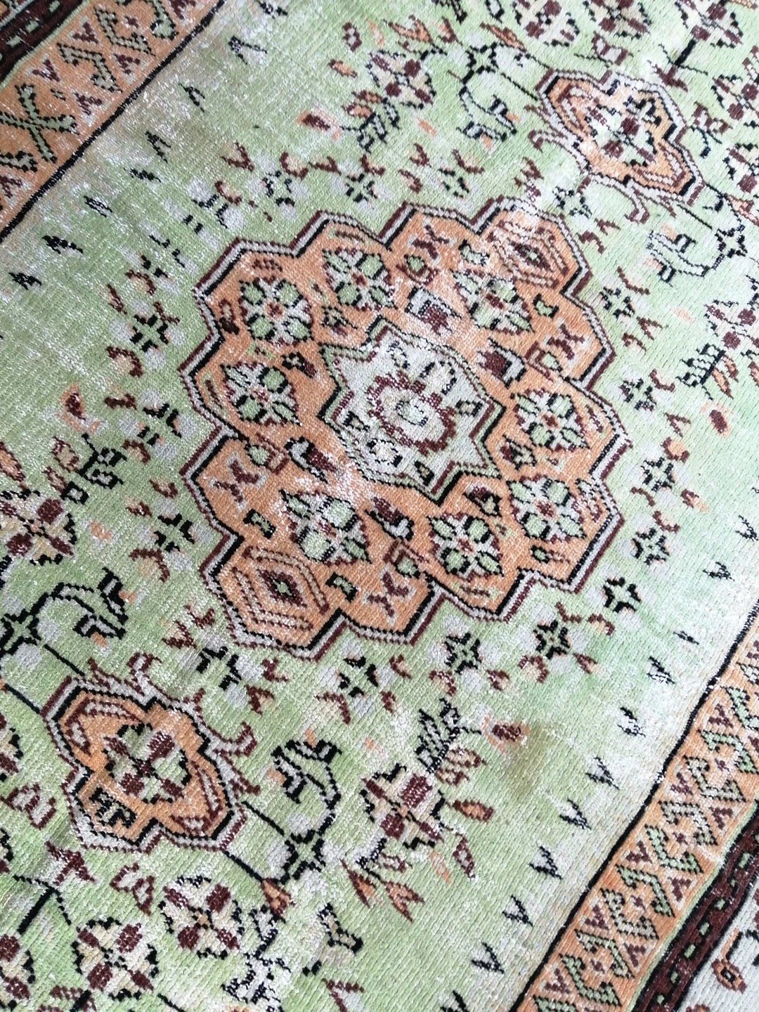 Beige Turkish Runner Rug 6' x 9' 4" Hand-Knotted | No. WR47441