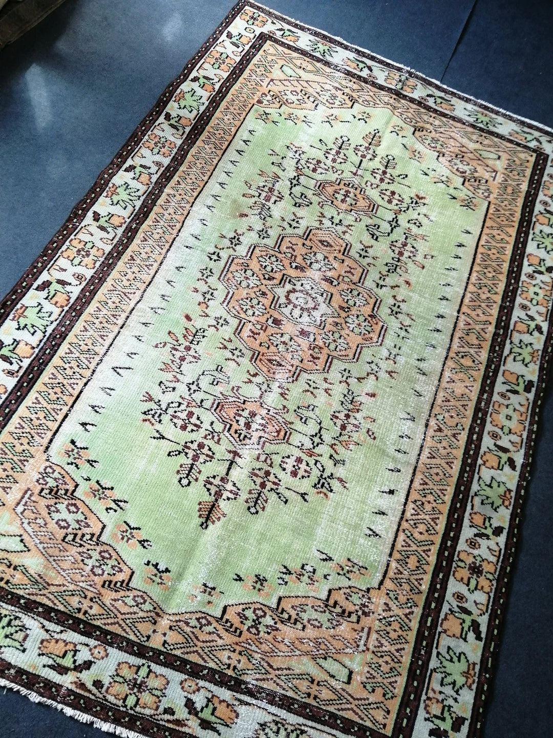 Beige Turkish Runner Rug 6' x 9' 4" Hand-Knotted | No. WR47441