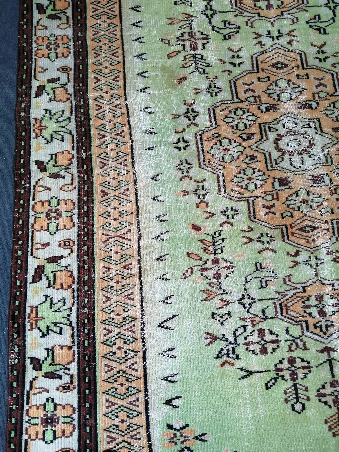 Beige Turkish Runner Rug 6' x 9' 4" Hand-Knotted | No. WR47441