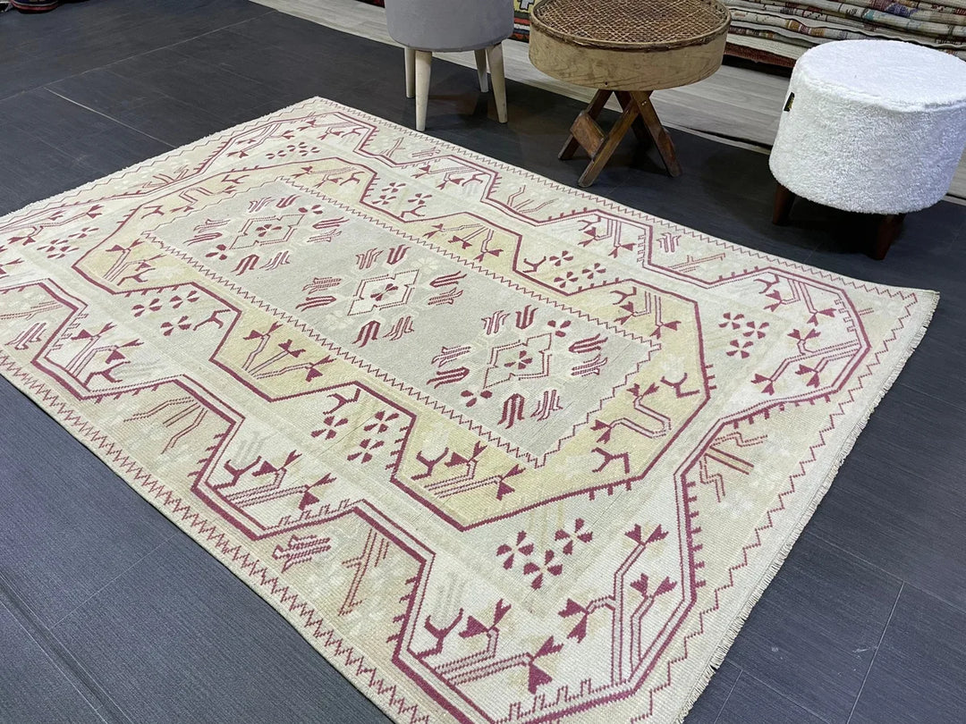 Muted Runner Rug 4' x 5' 11" - No. WR49870