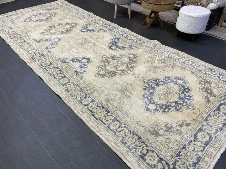 Beige Turkish Runner Rug 4' 8" x 11' 7" Hand-Knotted | No. WR51731