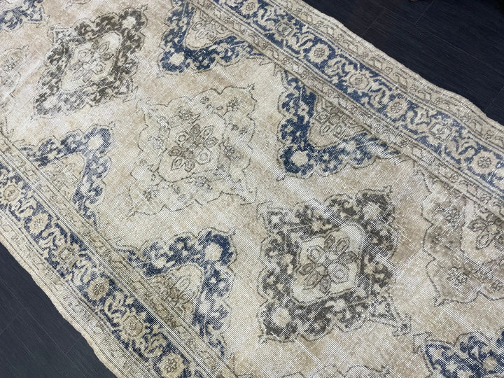 Beige Turkish Runner Rug 4' 8" x 11' 7" Hand-Knotted | No. WR51731