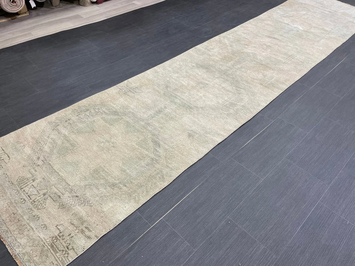 Tan Turkish Runner Rug 2' 9" x 12' 9" Hand-Knotted | No. WR52520