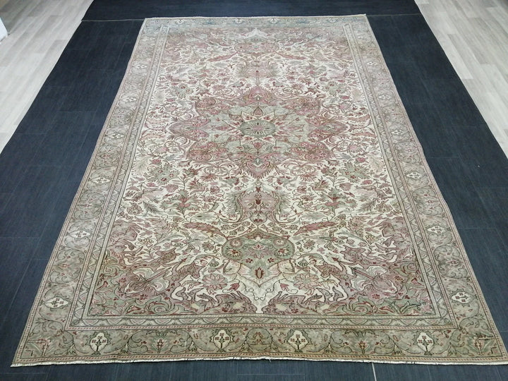 Turkish Runner Rug 6' 3" x 9' 3" Hand-Knotted | No. WR54013