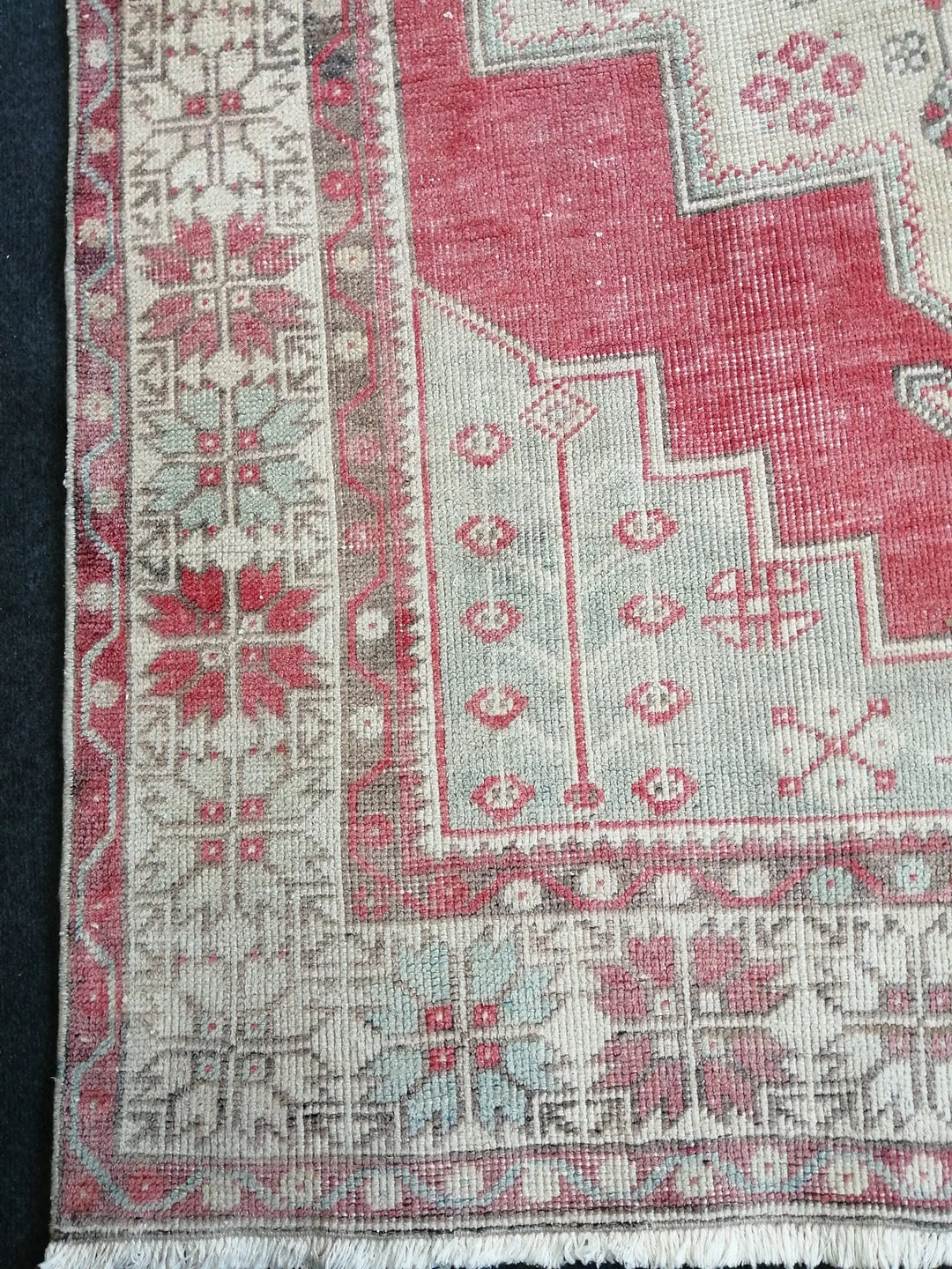 Beige Turkish Runner Rug 4' 7" x 9' 4" Hand-Knotted | No. WR54516