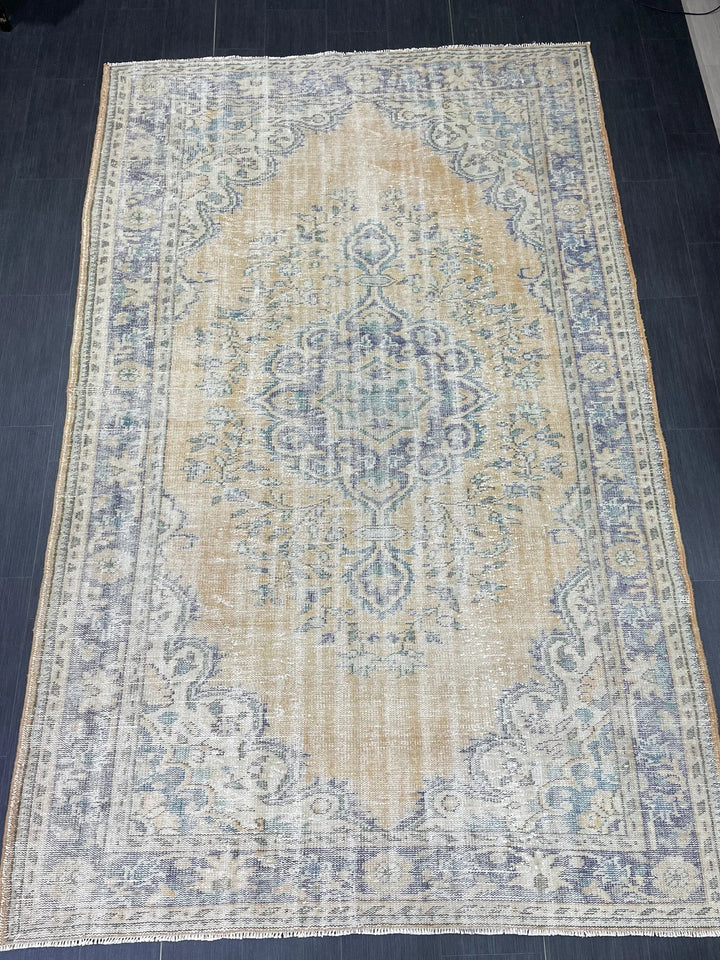 Beige Turkish Runner Rug 6' 4" x 10' Hand-Knotted | No. WR55526