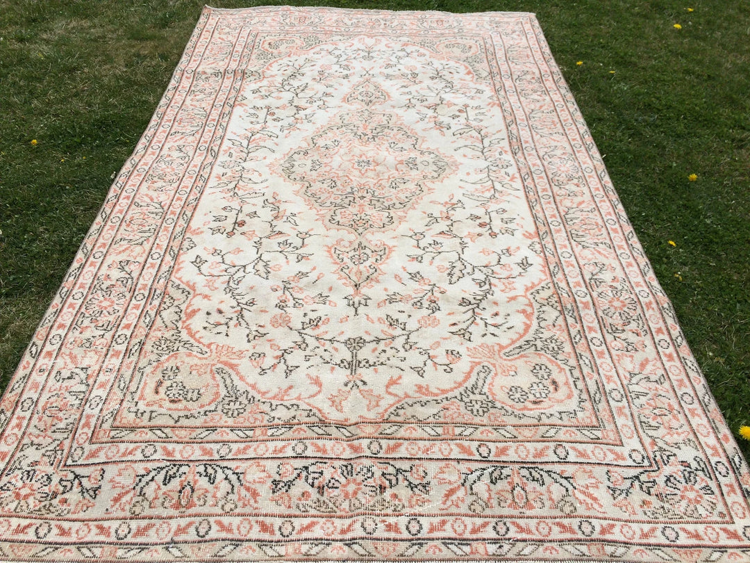 Beige Turkish Runner Rug 6' x 10' Hand-Knotted | No. WR55847
