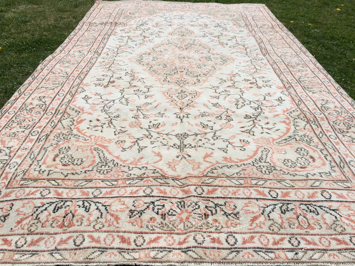 Beige Turkish Runner Rug 6' x 10' Hand-Knotted | No. WR55847