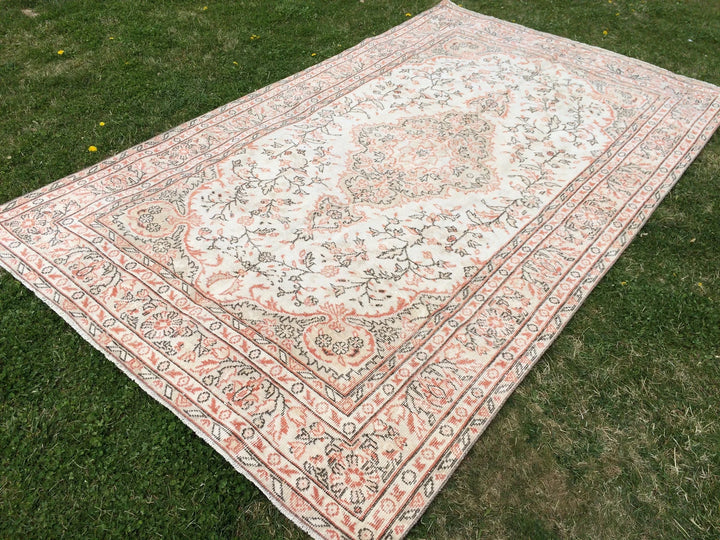 Beige Turkish Runner Rug 6' x 10' Hand-Knotted | No. WR55847