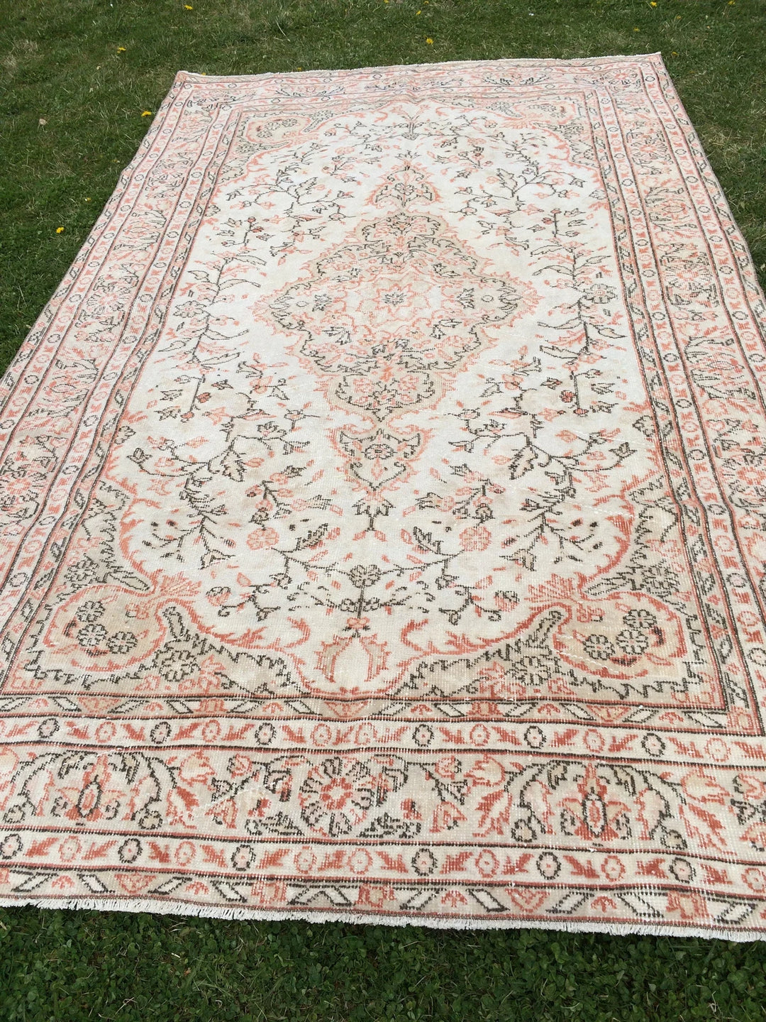 Beige Turkish Runner Rug 6' x 10' Hand-Knotted | No. WR55847