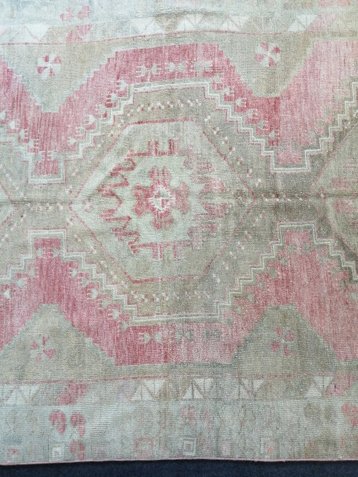Pink Turkish Runner Rug 5' x 8' Hand-Knotted | No. WR57066
